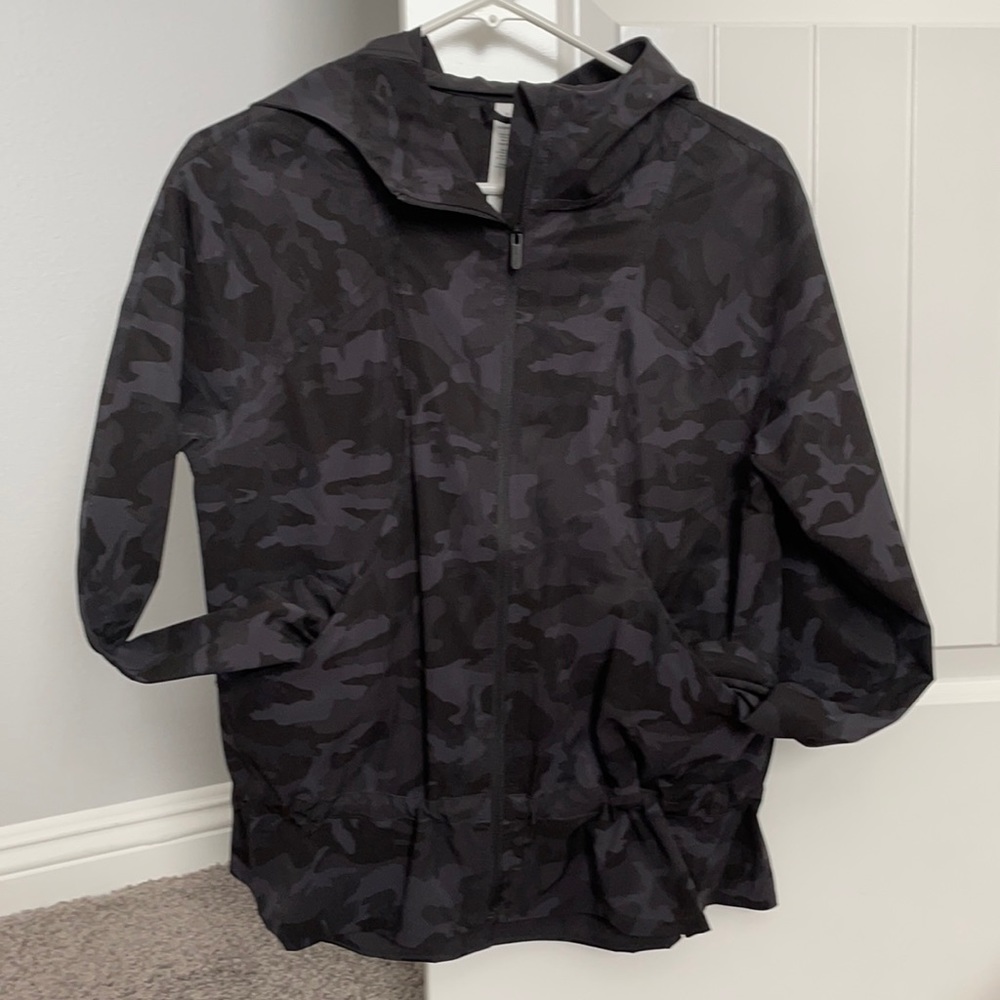 Pack It Up Jacket By Lululemon Sz 6.
